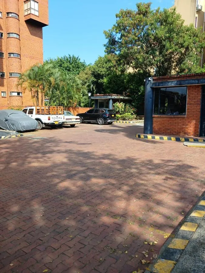 Hospedaje Clemencia Cali